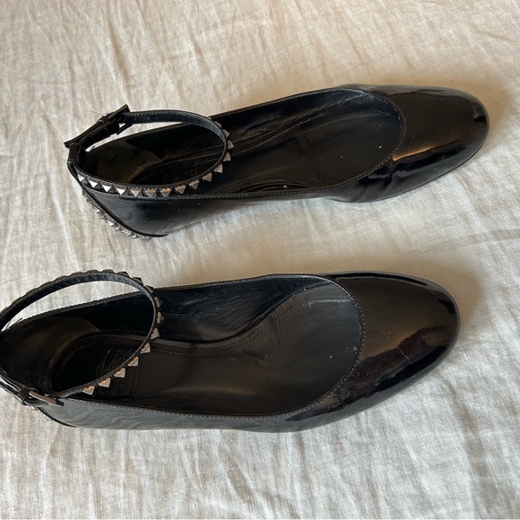 Black patent leather studded Burberry ballet flats with ankle strap EU 39 - Picture 3 of 9